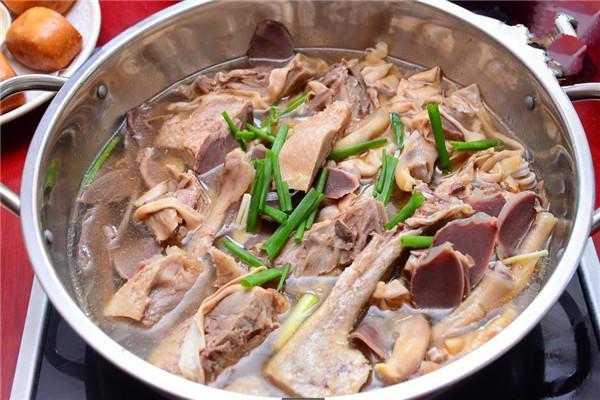 苗韵竹荪鹅火锅